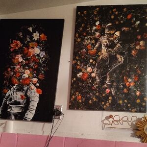 Astronaut Floral Art Canvas
